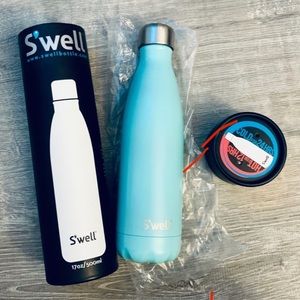 NEW in box Tiffany blue 17oz Swell bottle